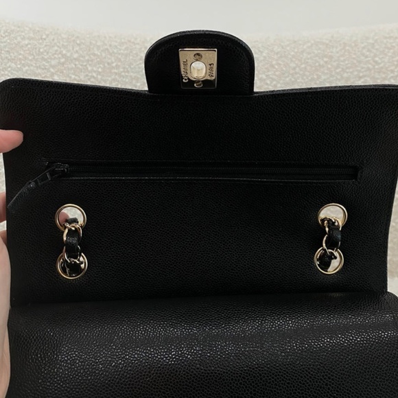 Authentic Chanel Small Classic Flap Chevron Black Caviar GHW - Picture 8 of 16